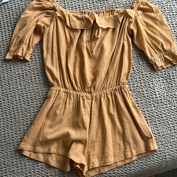 Maurie + Eve Pants - NWT Maurie + Eve Baby Love Jumpsuit